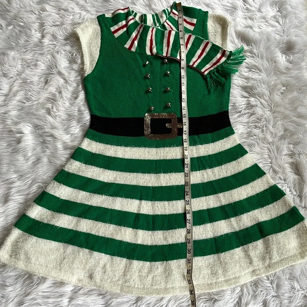 Christmas Dress - Picture 11 of 14
